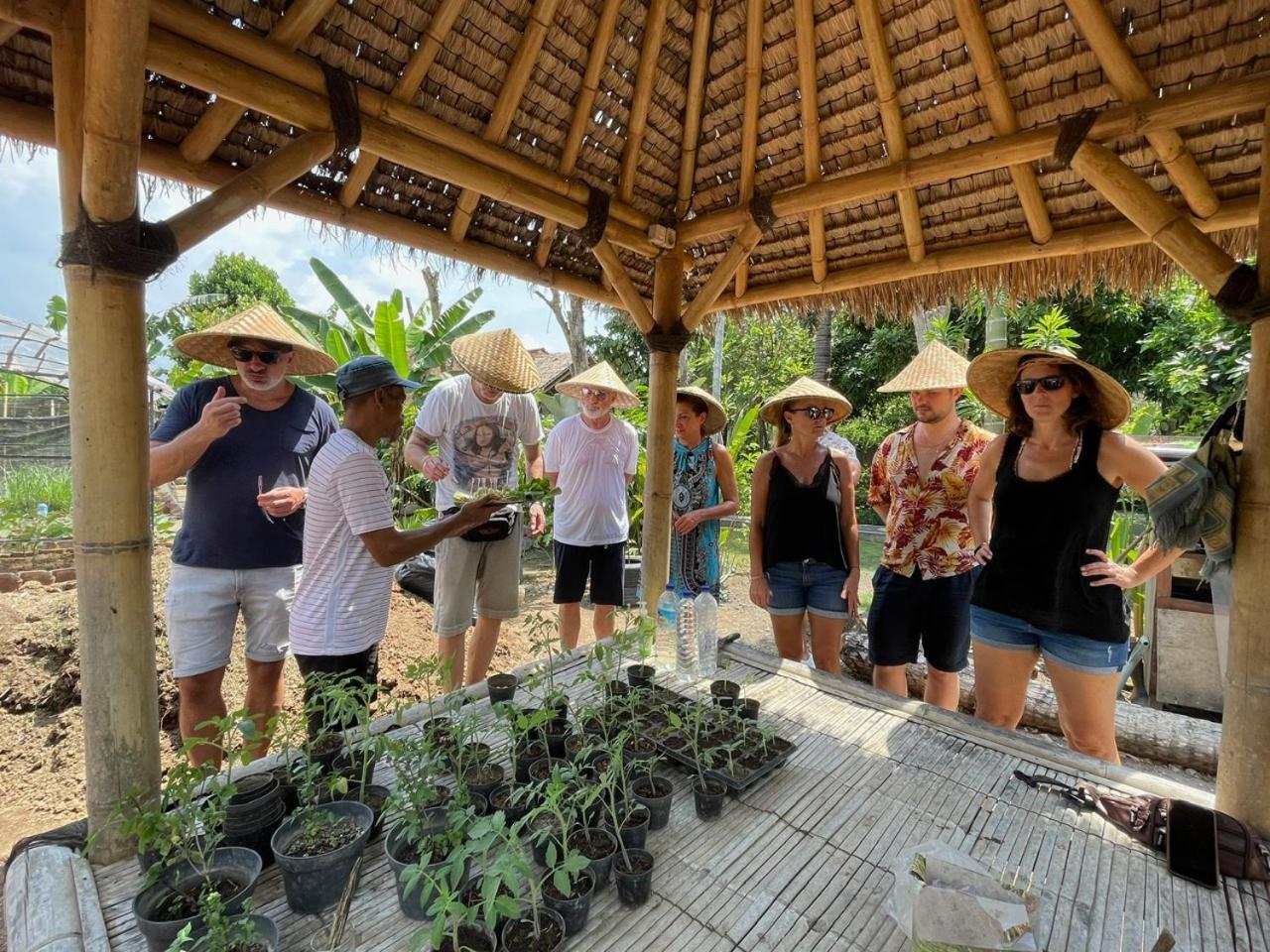 Anggrek Putih Homestay & Cooking Class Senggigi Exterior foto