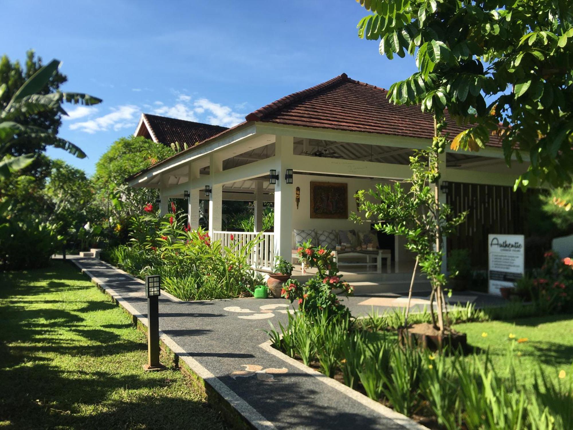 Anggrek Putih Homestay & Cooking Class Senggigi Exterior foto