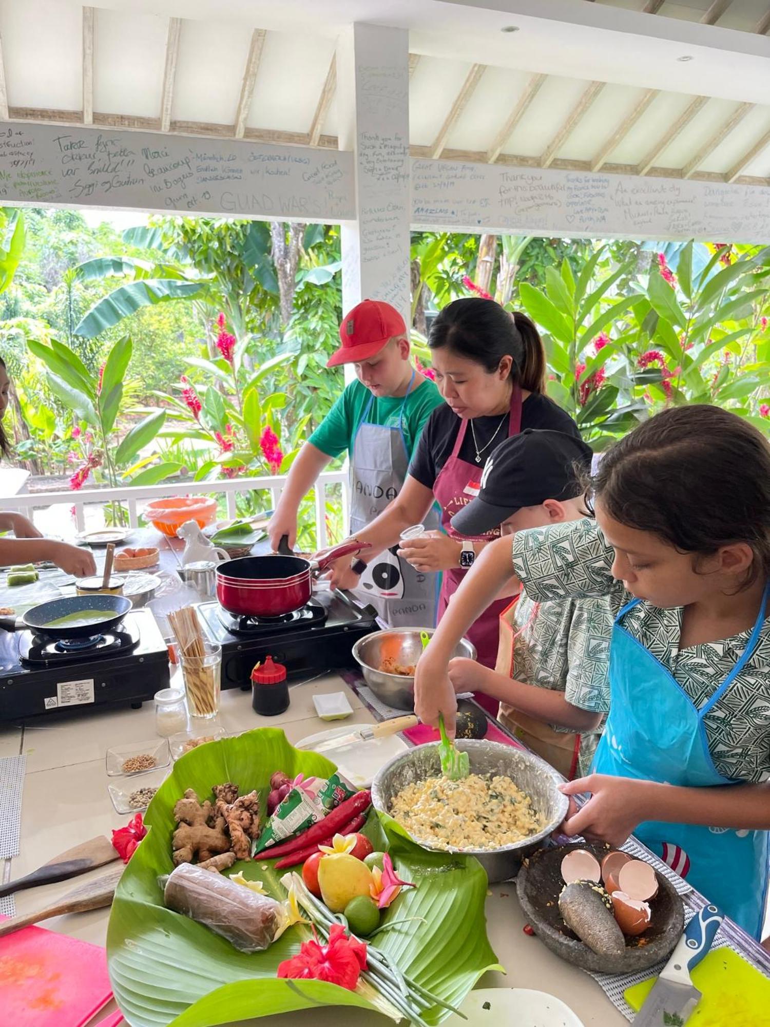 Anggrek Putih Homestay & Cooking Class Senggigi Exterior foto