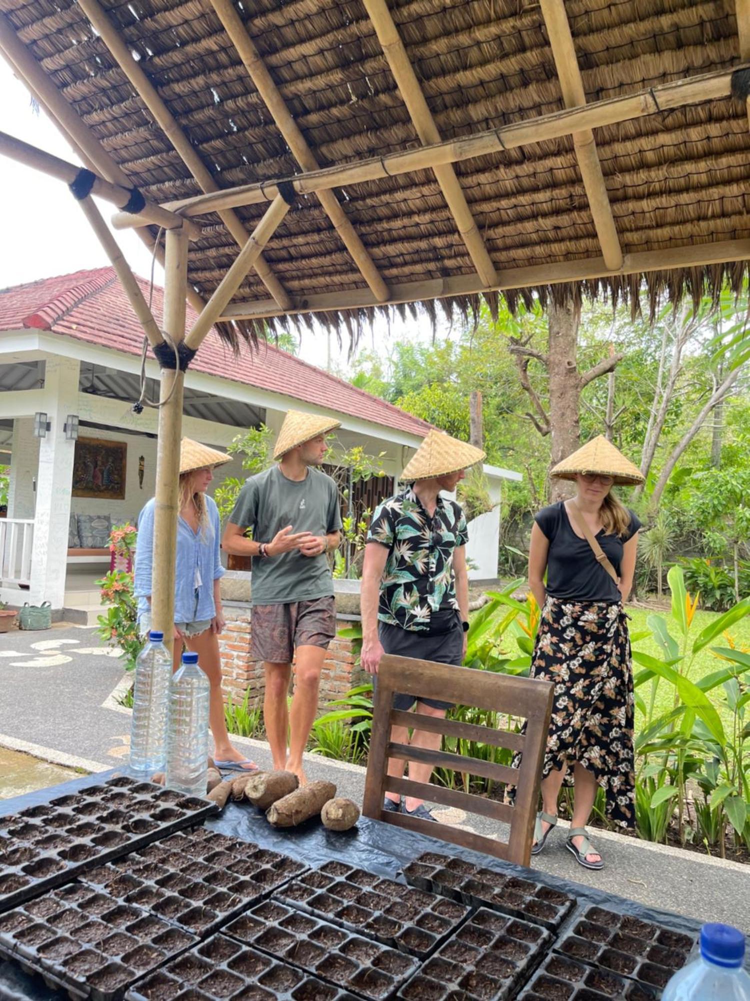 Anggrek Putih Homestay & Cooking Class Senggigi Exterior foto